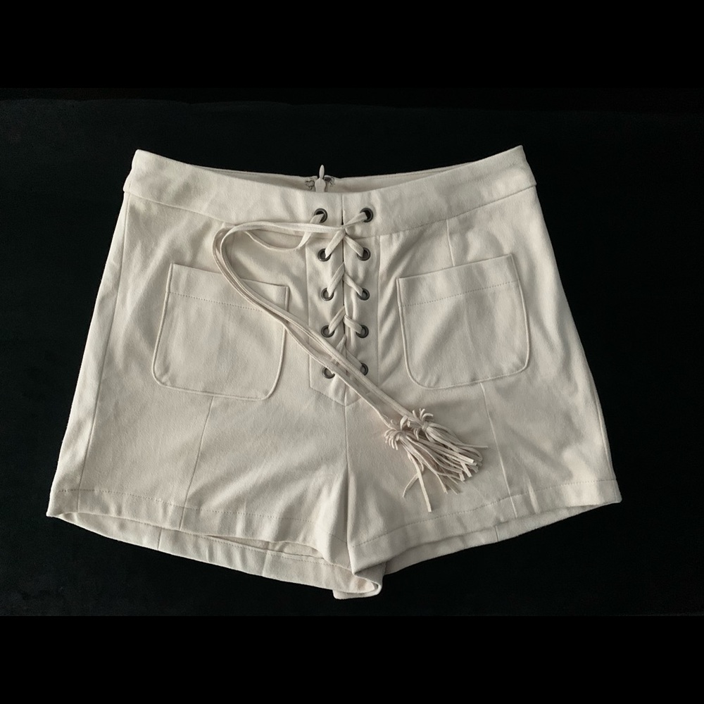 Cupcakes And Cashmere (Nordstrom) Lace Up Shorts, Women’s 4